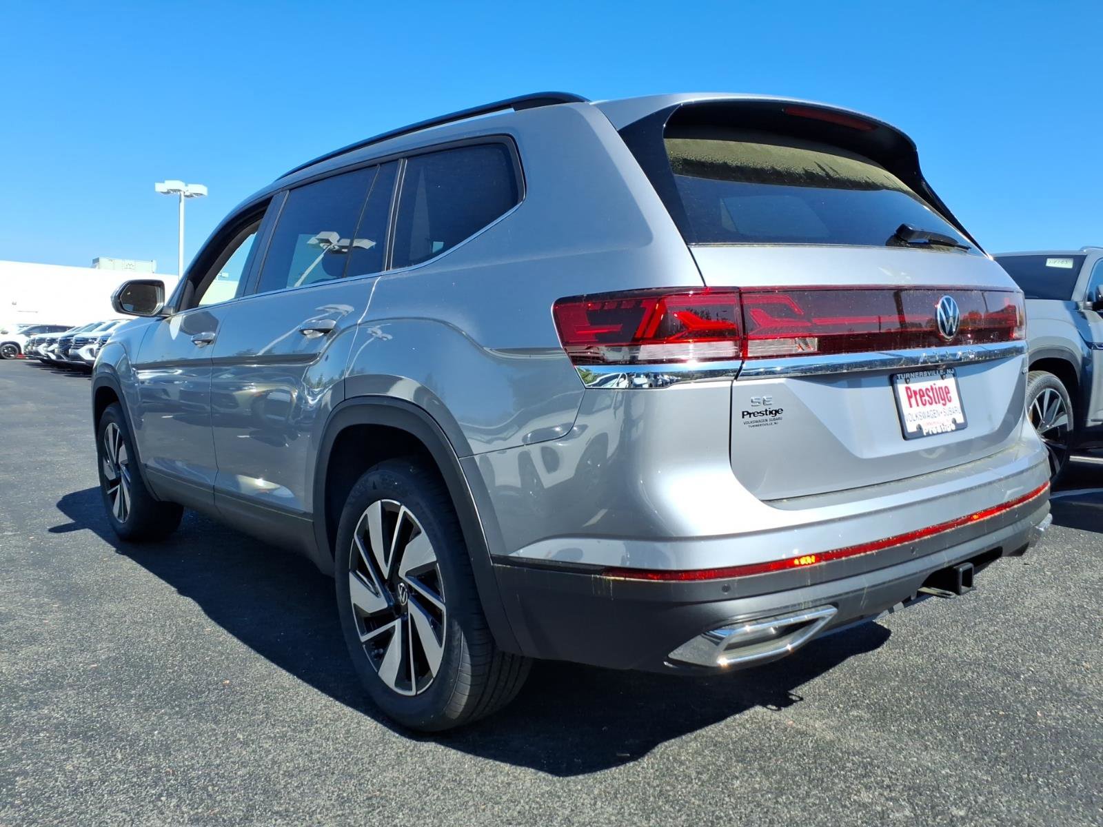 New 2026 Volkswagen Atlas SE AWD/4WD image 3