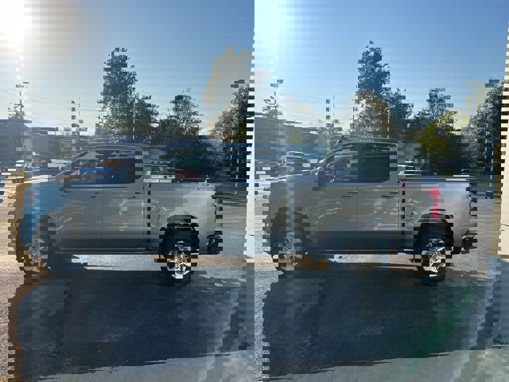 New 2026 Chevrolet Silverado 1500 LT w/ Leather Package image 6