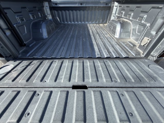 Used 2019 GMC Sierra 1500 SLT AWD/4WD image 33