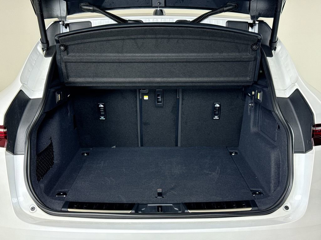 Used 2025 Jaguar F-PACE R-Dynamic S image 25