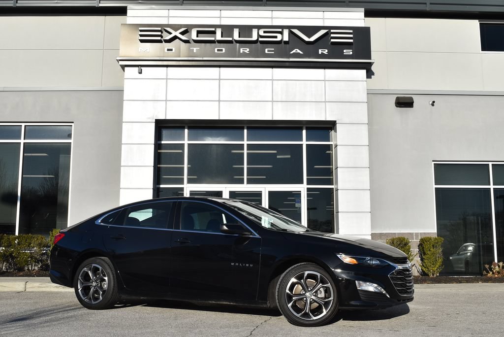 Used 2024 Chevrolet Malibu LT FWD image 1