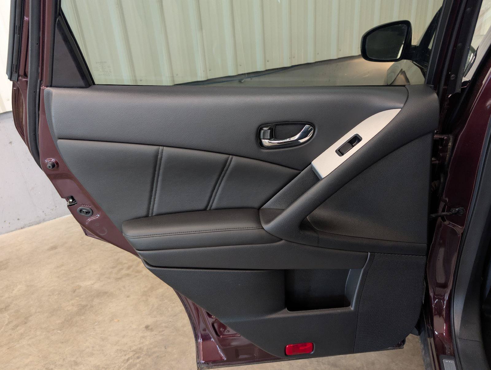 Used 2014 Nissan Murano SL w/ Navigation Package AWD/4WD image 44