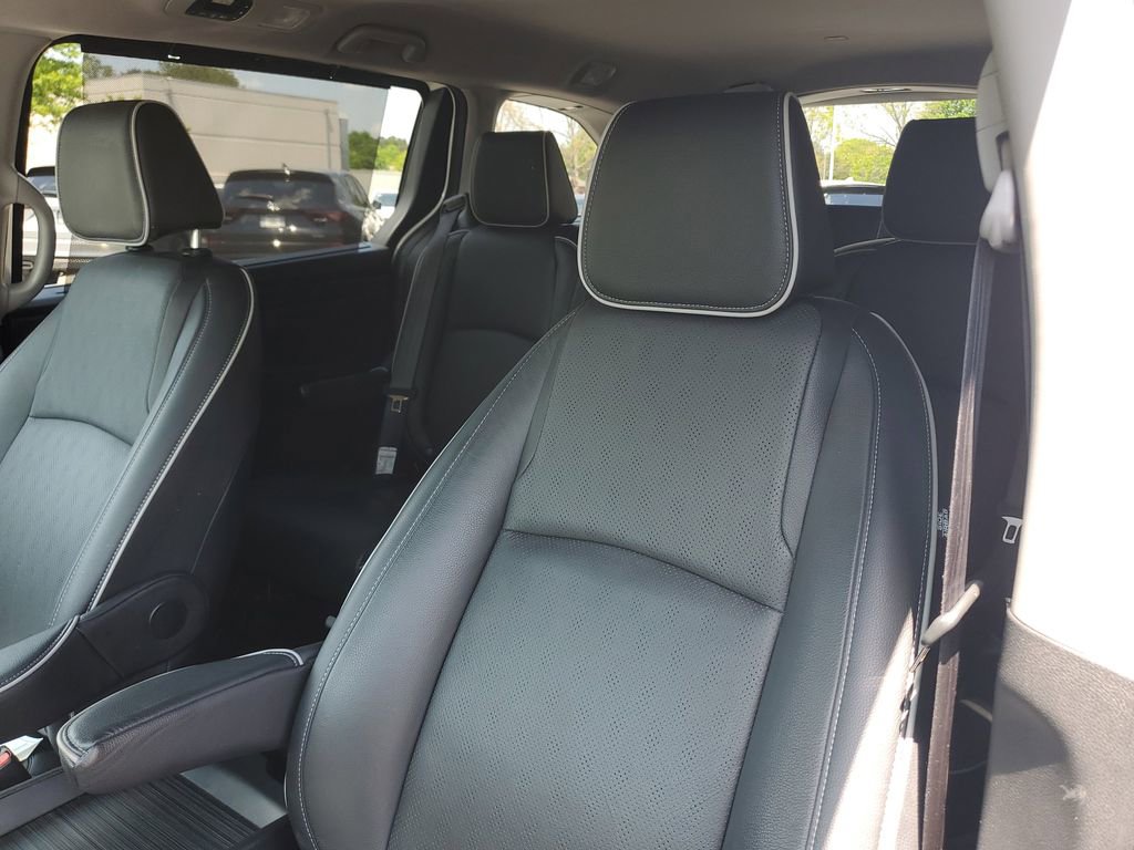 Used 2024 Honda Odyssey Elite image 18