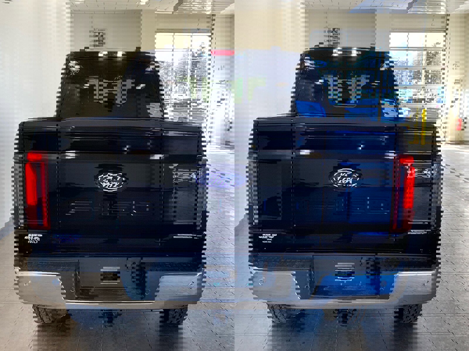 New 2025 Ford F150 Lariat w/ Equipment Group 502A High image 7