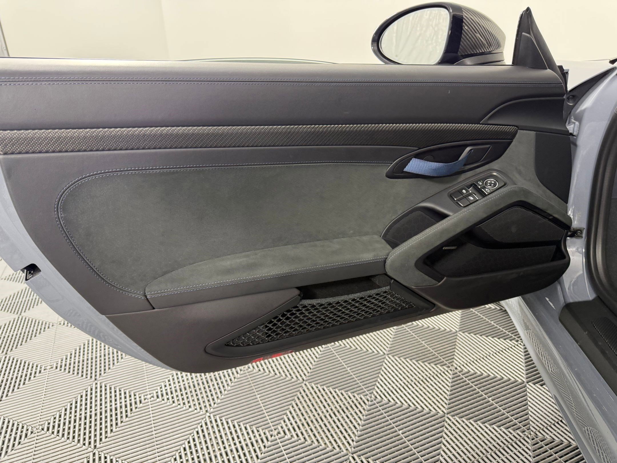 Used 2023 Porsche 718 Cayman GT4 RS image 12