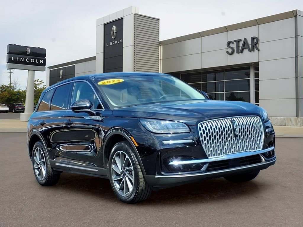 Used 2024 Lincoln Corsair AWD w/ Equipment Group 101A