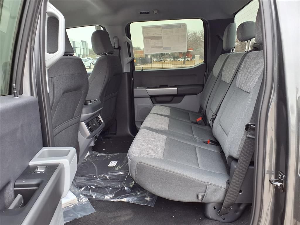 New 2026 Ford F250 XLT w/ FX4 Off-Road Package AWD/4WD image 20