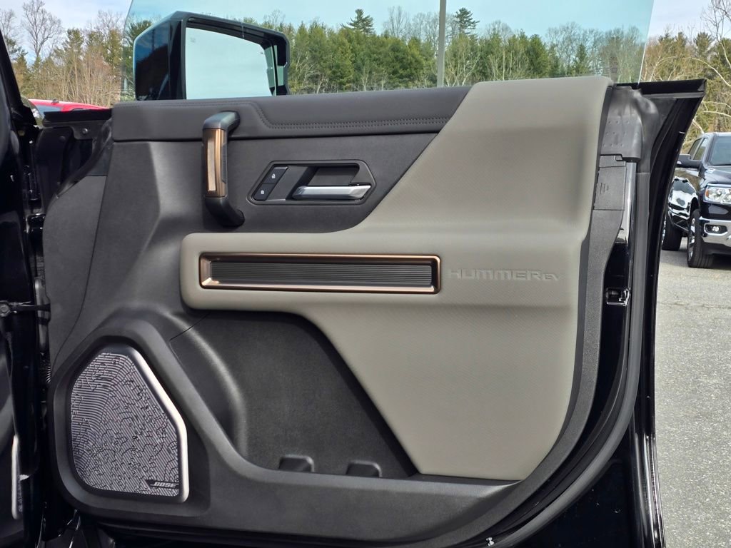 New 2025 GMC Hummer EV 2X image 45