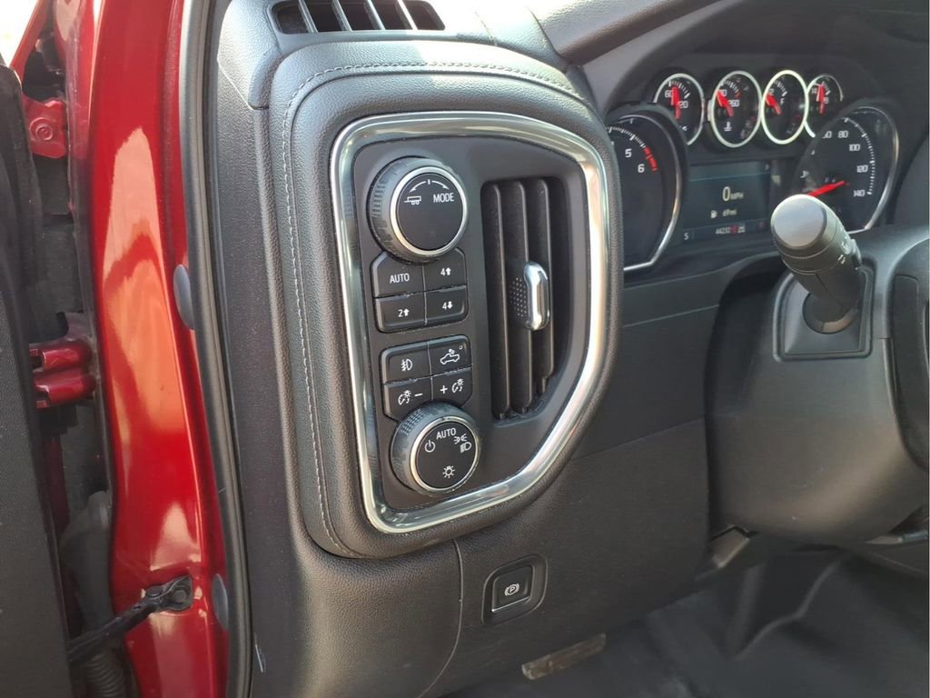 Certified 2022 Chevrolet Silverado 1500 RST AWD/4WD image 20
