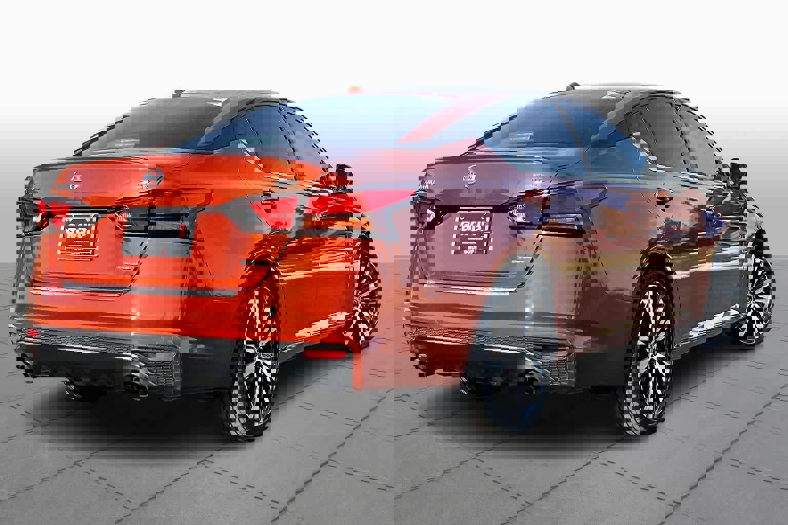 Used 2022 Nissan Altima 2.0 SR image 11