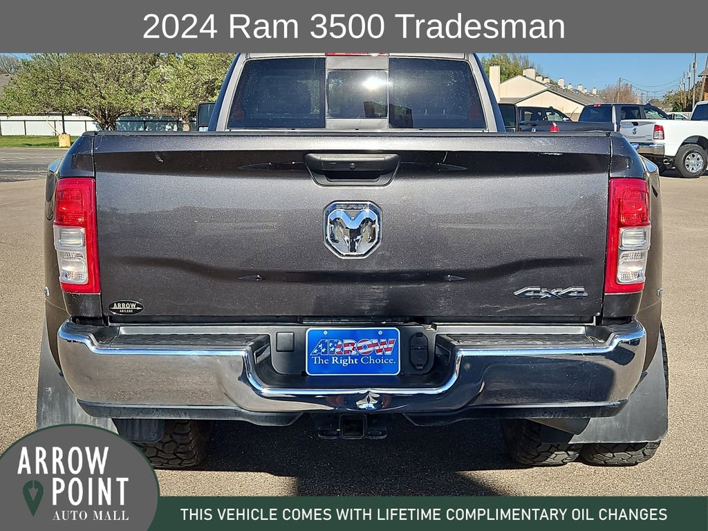 Used 2024 RAM 3500 Tradesman w/ Chrome Appearance Group image 10