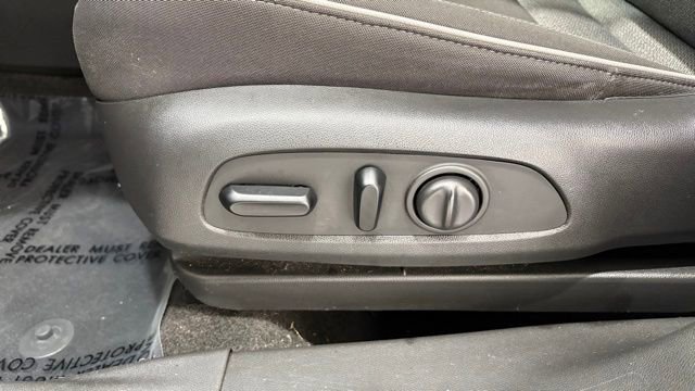 Used 2021 Chevrolet TrailBlazer LT w/ Driver Confidence Package image 12