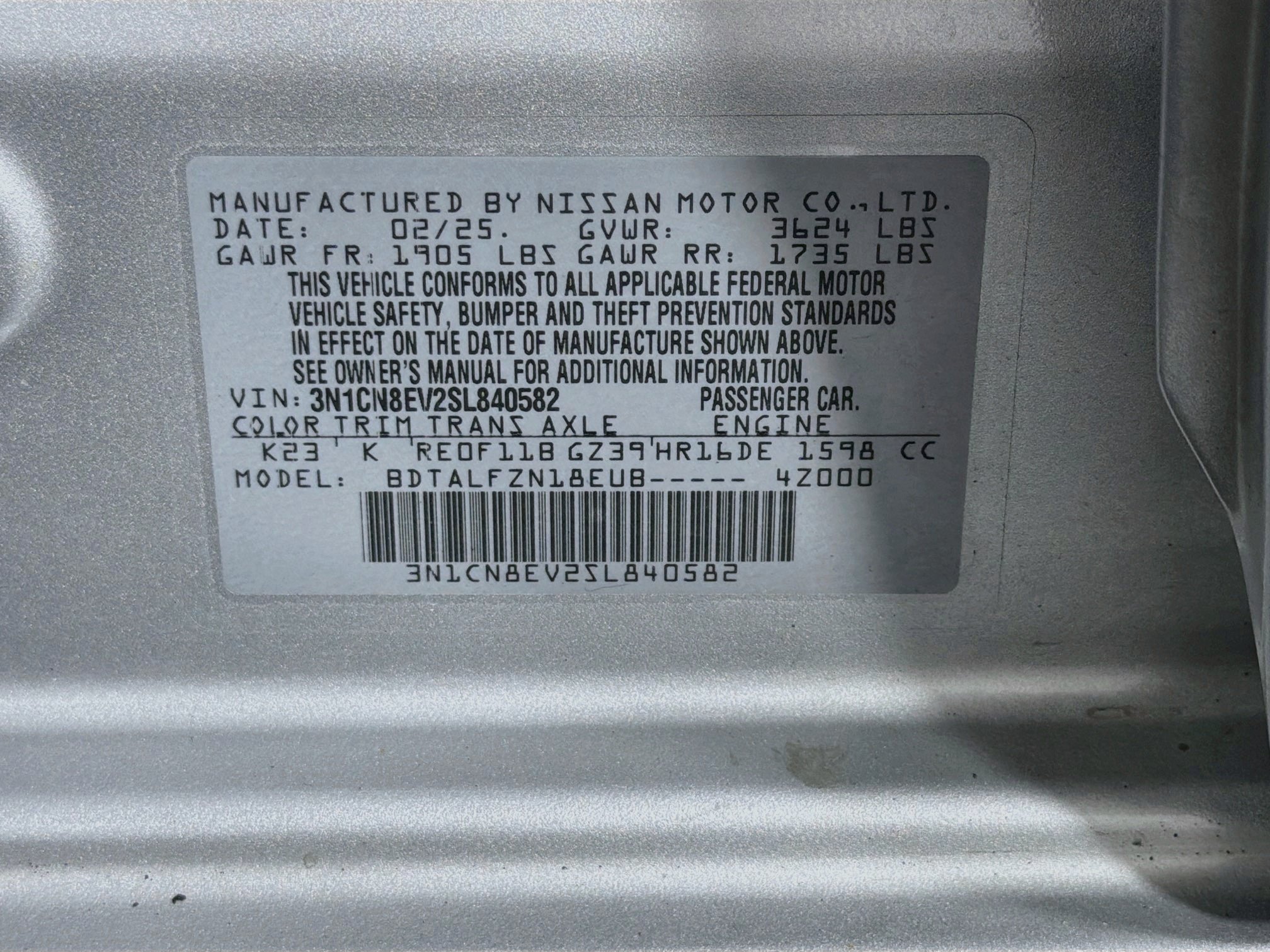 Used 2025 Nissan Versa SV FWD image 12