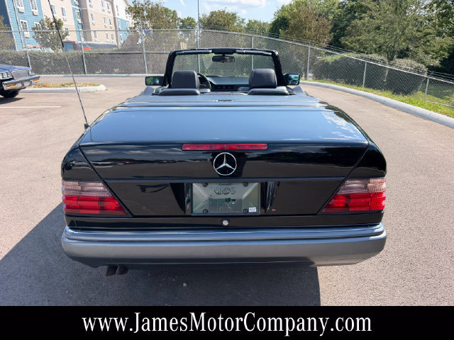 Used 1995 Mercedes-Benz E 320 Convertible image 16