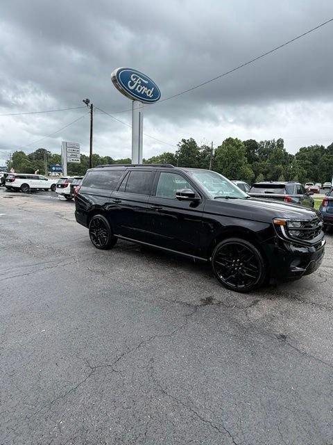 New 2026 Ford Expedition Max Platinum w/ Stealth Performance Package AWD/4WD image 9