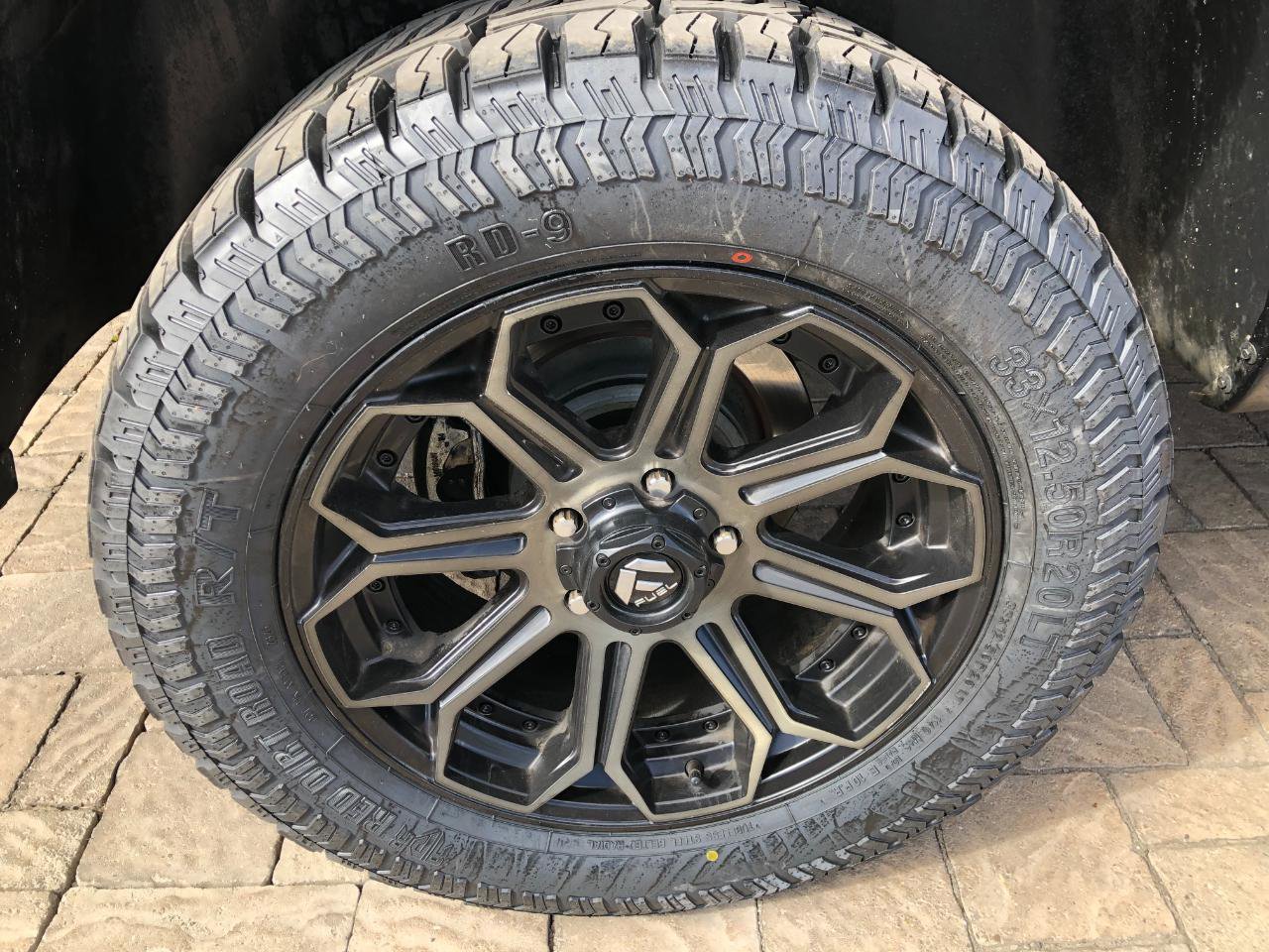 Used 2017 RAM 1500 Express w/ Express Value Package AWD/4WD image 10