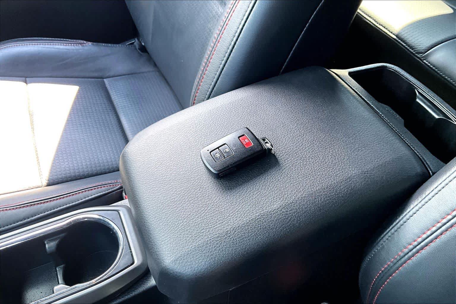 Used 2018 Toyota Tacoma TRD Pro AWD/4WD image 14