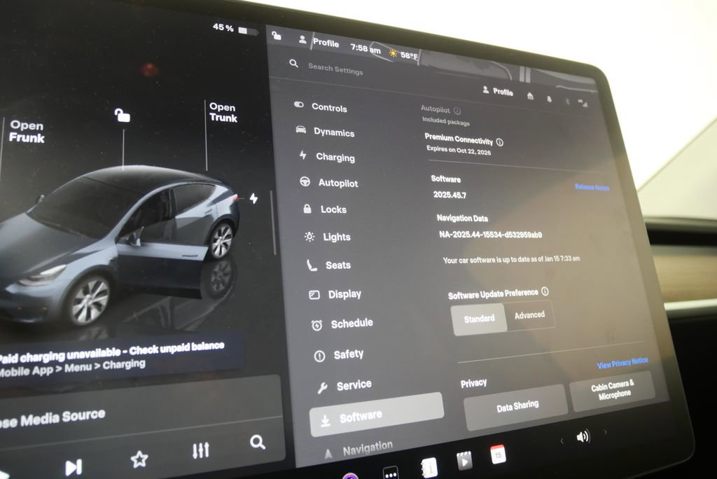 Used 2023 Tesla Model Y Long Range image 23