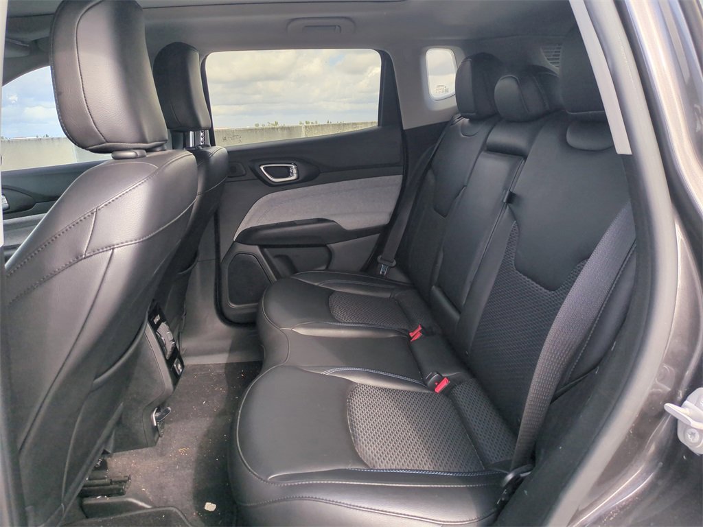 Used 2022 Jeep Compass Latitude w/ Sun and Sound Group image 14