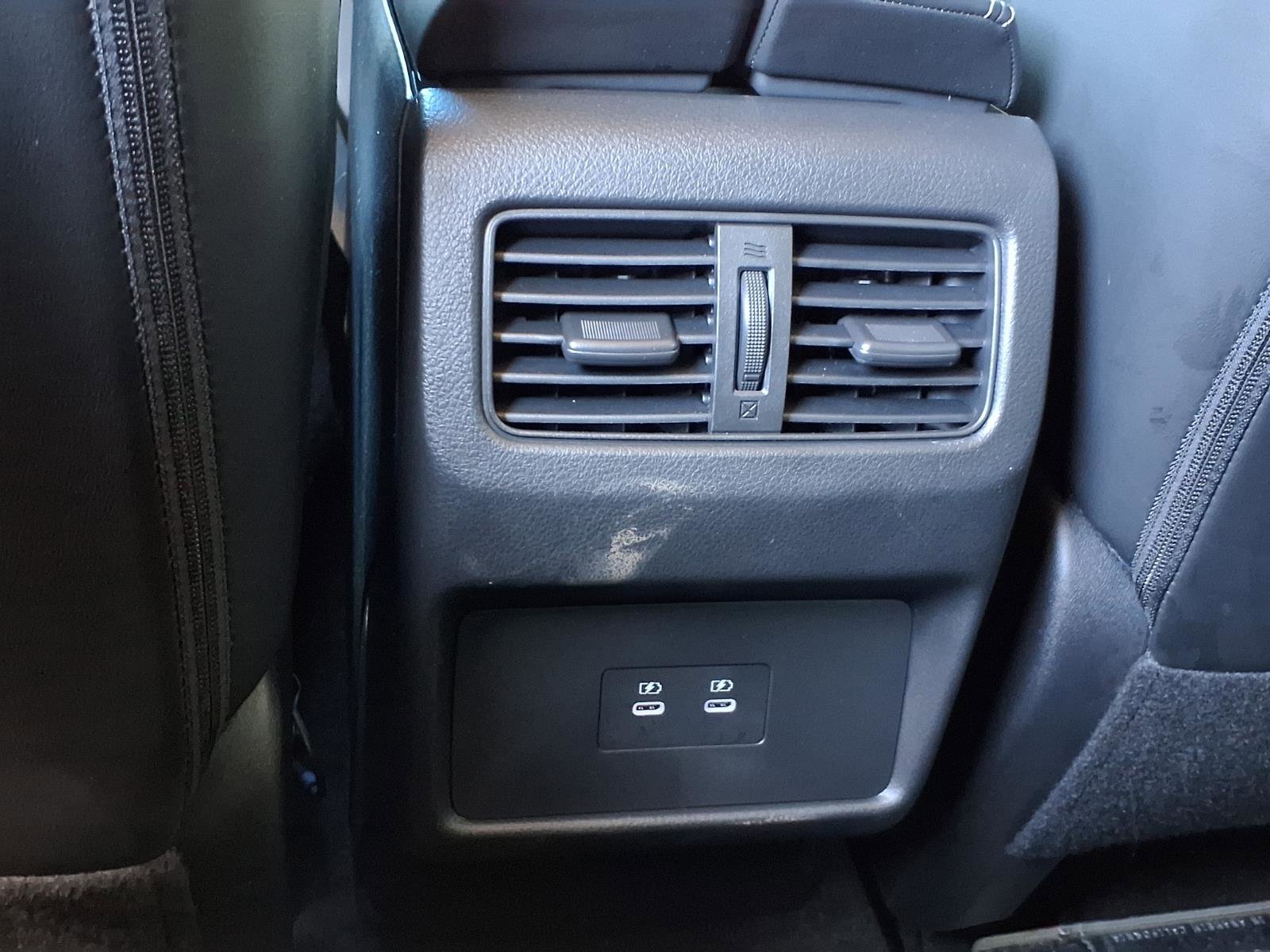 Used 2024 Nissan Rogue Platinum image 24