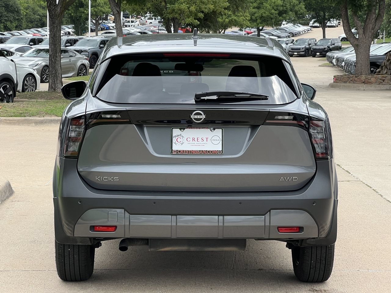 Used 2025 Nissan Kicks SV w/ Charging Package AWD/4WD image 5