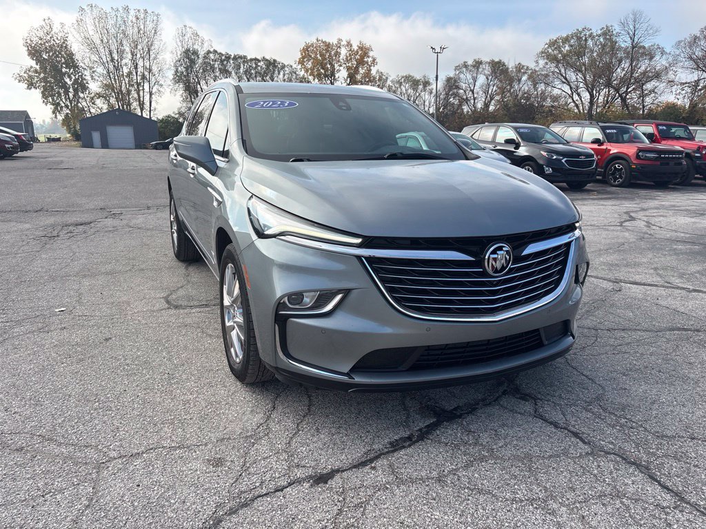 Used 2023 Buick Enclave Premium AWD/4WD image 5