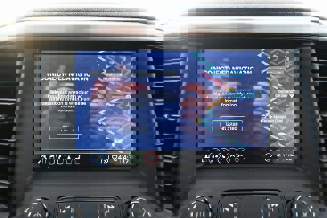 Used 2021 GMC Acadia SLT w/ Technology Package image 45