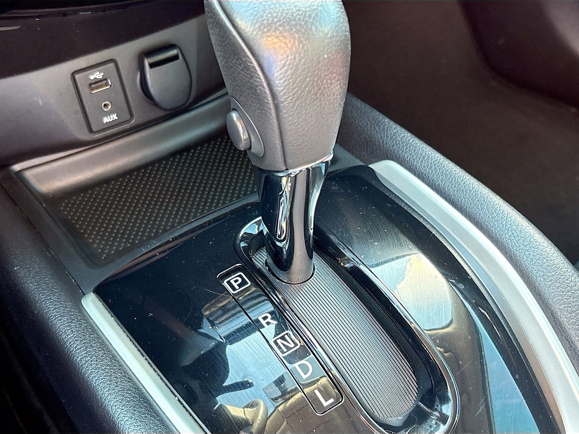 Used 2016 Nissan Rogue SL w/ SL Premium Package image 29