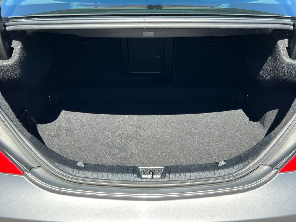 Used 2018 Mercedes-Benz CLA 250 4MATIC image 31