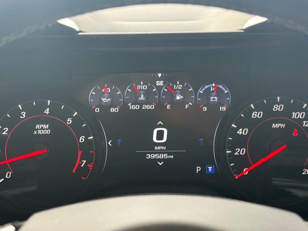 Used 2022 Chevrolet Camaro SS RWD image 24