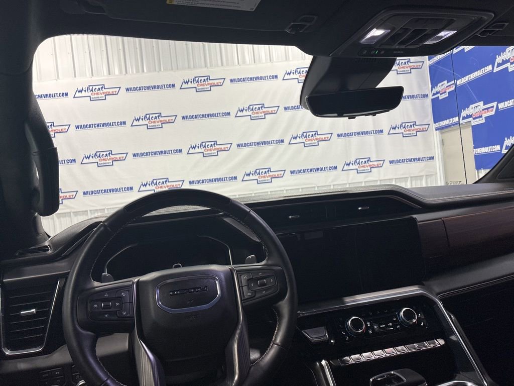 Used 2026 GMC Sierra 1500 Denali Ultimate AWD/4WD image 2