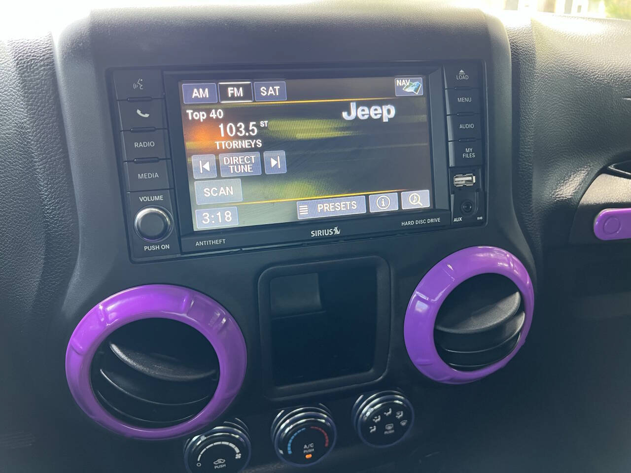 Used 2013 Jeep Wrangler Sport AWD/4WD image 22