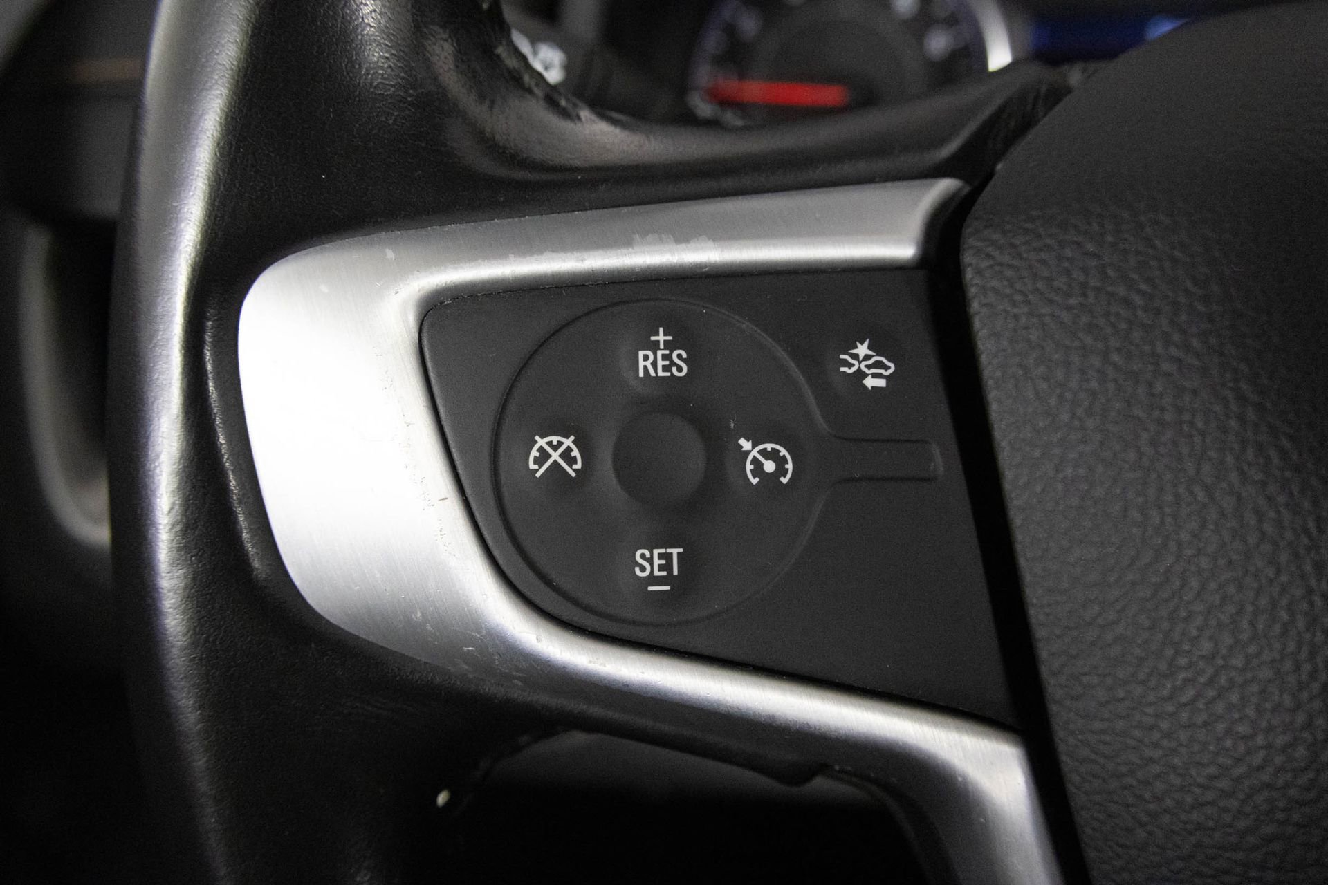 Used 2020 GMC Terrain SLT image 30