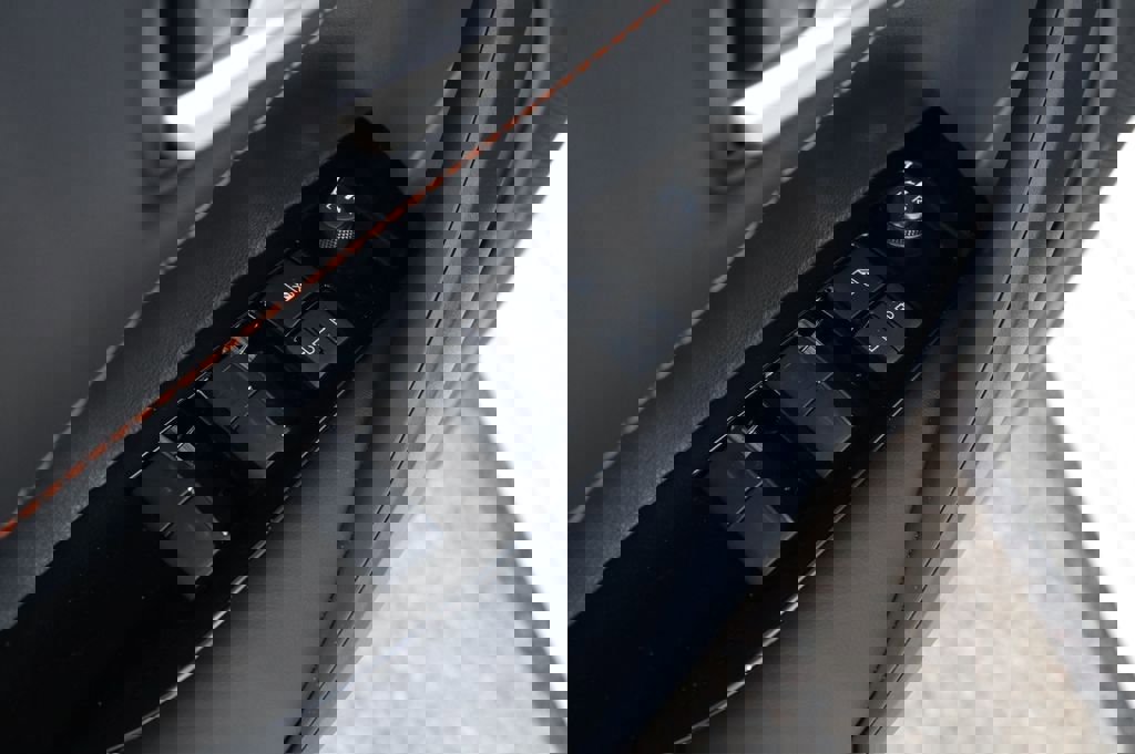 New 2026 Toyota Corolla SE FWD image 34