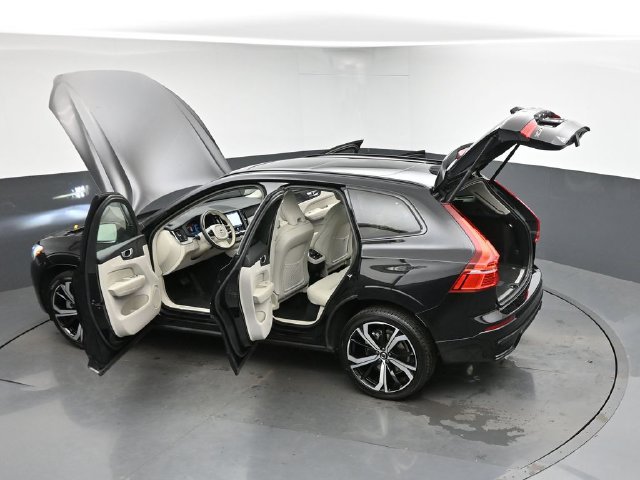 Used 2023 Volvo XC60 B6 Ultimate w/ Climate Package AWD/4WD image 49