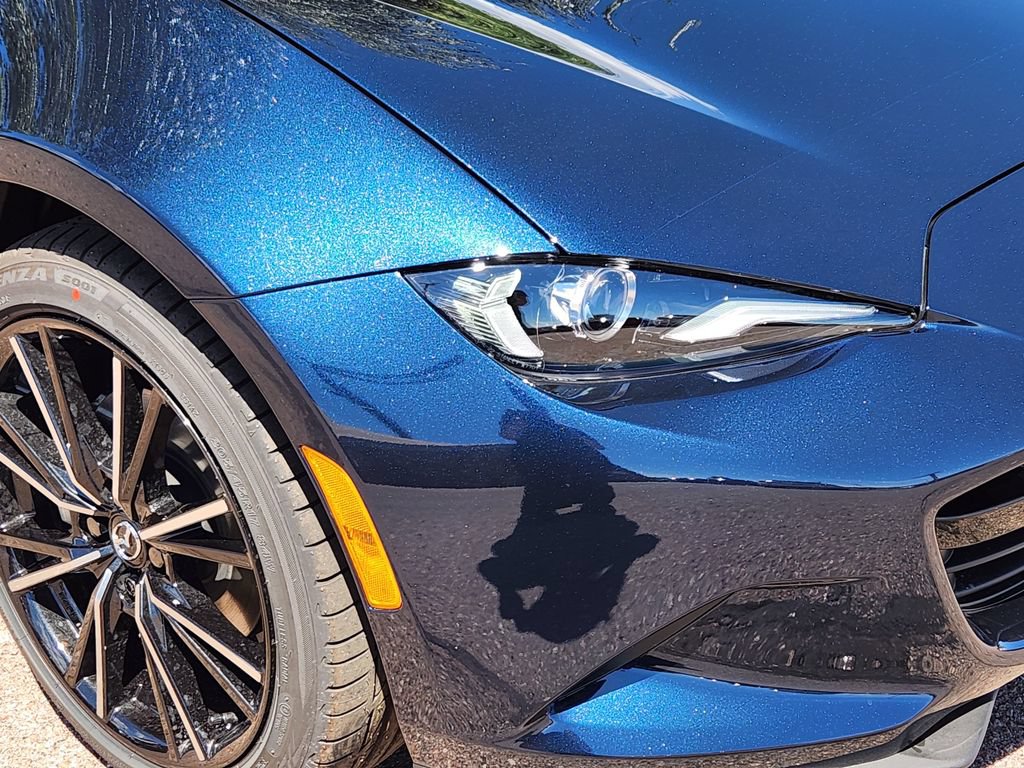 New 2026 MAZDA MX-5 Miata RF Grand Touring w/ Weather Package RWD image 28