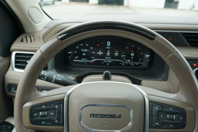 Certified 2023 GMC Yukon Denali w/ Advanced Technology Package AWD/4WD image 16