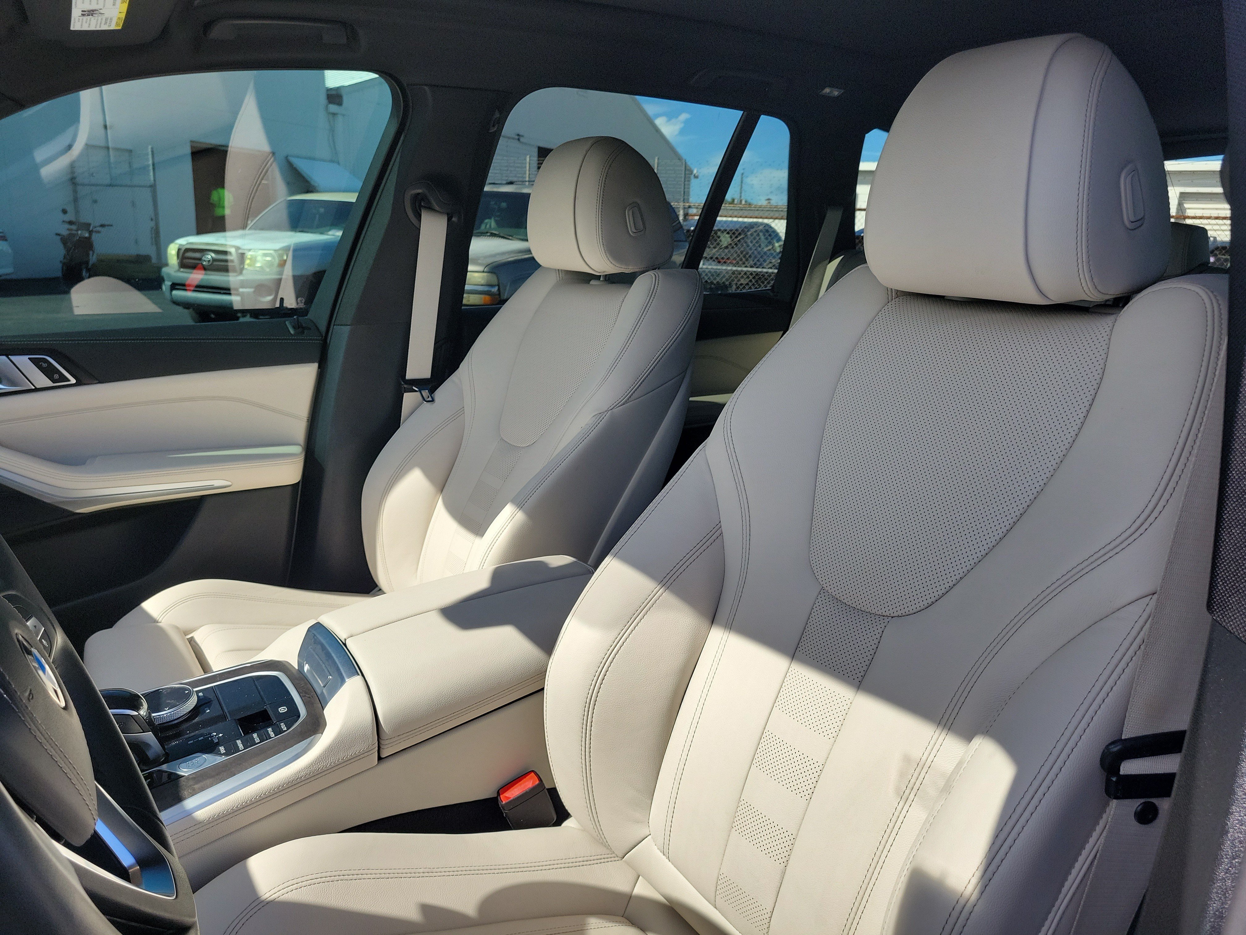 Used 2022 BMW X5 sDrive40i w/ Premium Package RWD image 22