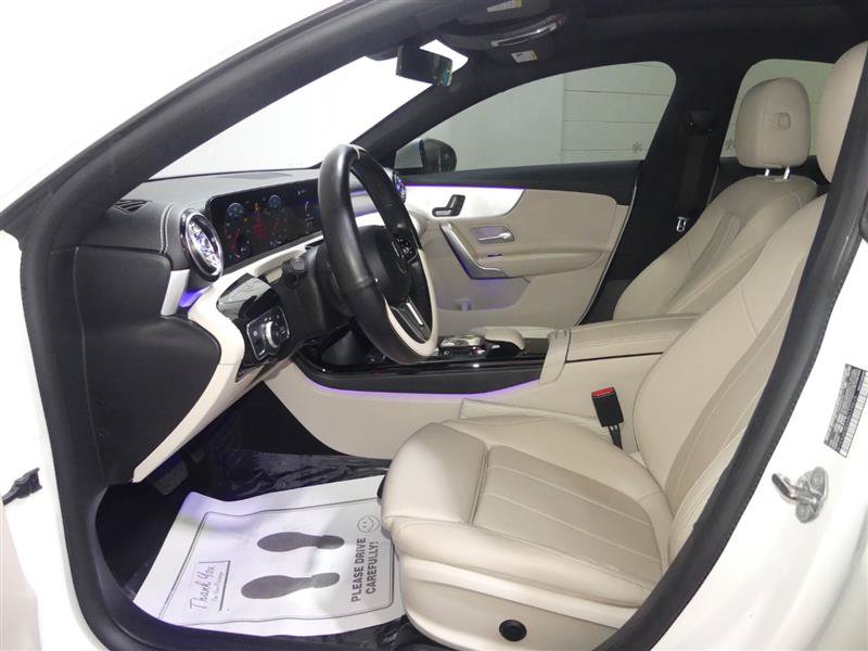 Used 2021 Mercedes-Benz CLA 250 image 22