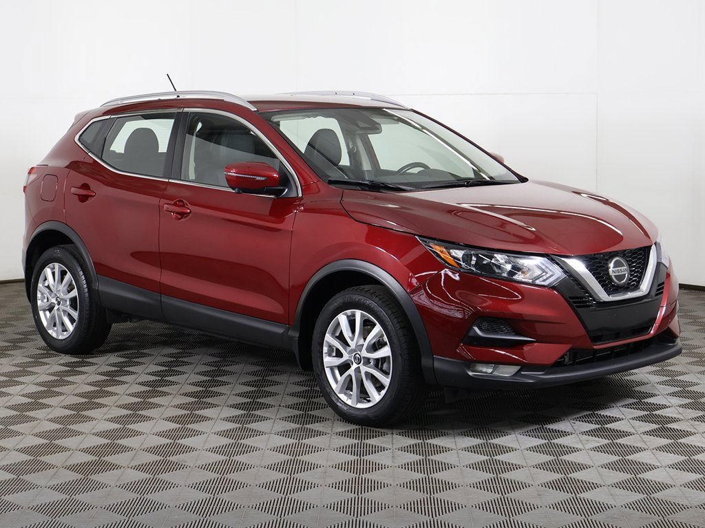 Used 2022 Nissan Rogue Sport SV w/ Technology Package image 2
