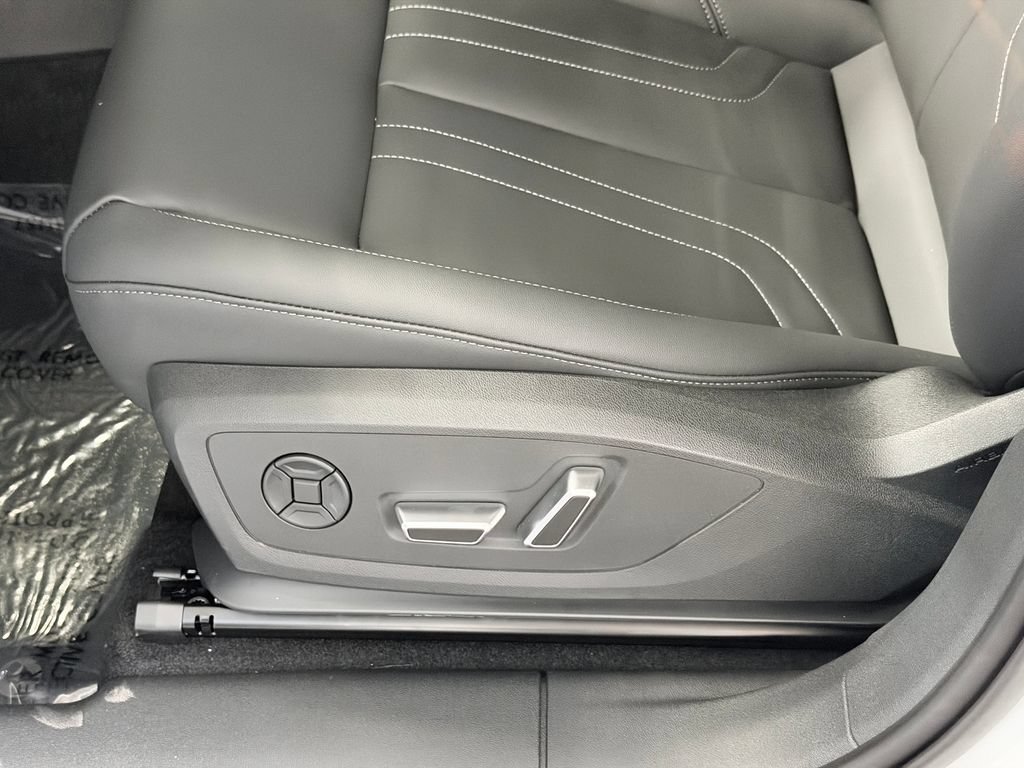 New 2026 Audi Q3 quattro 2.0T AWD/4WD image 23