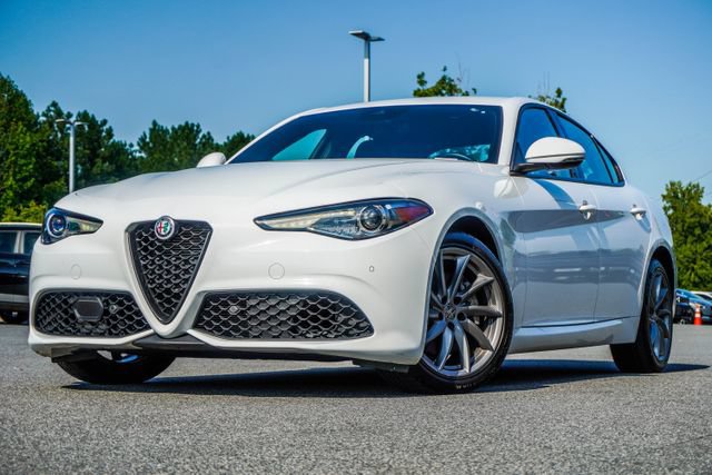Used 2023 Alfa Romeo Giulia Sprint AWD/4WD video 1