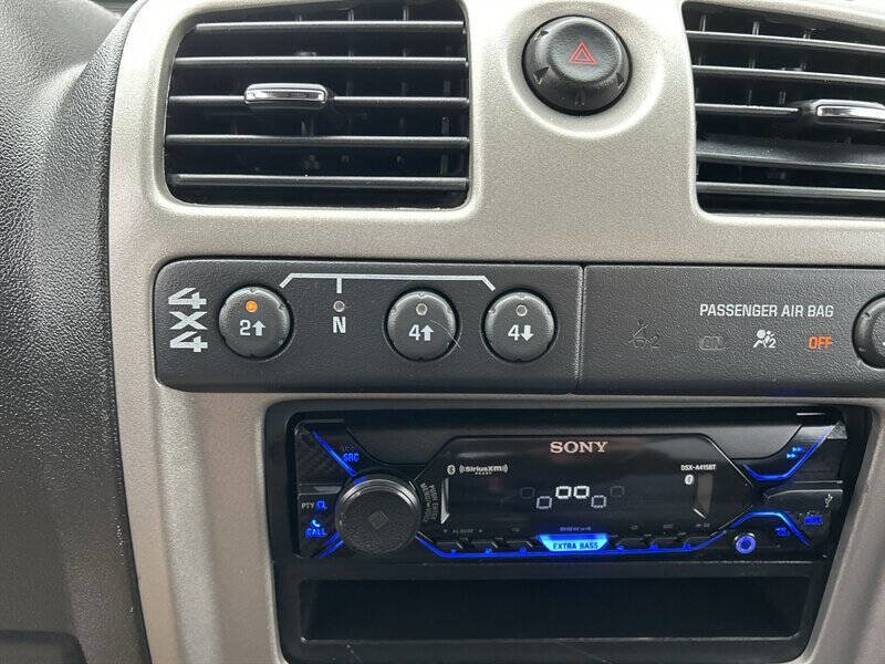 Used 2011 Chevrolet Colorado LT image 23