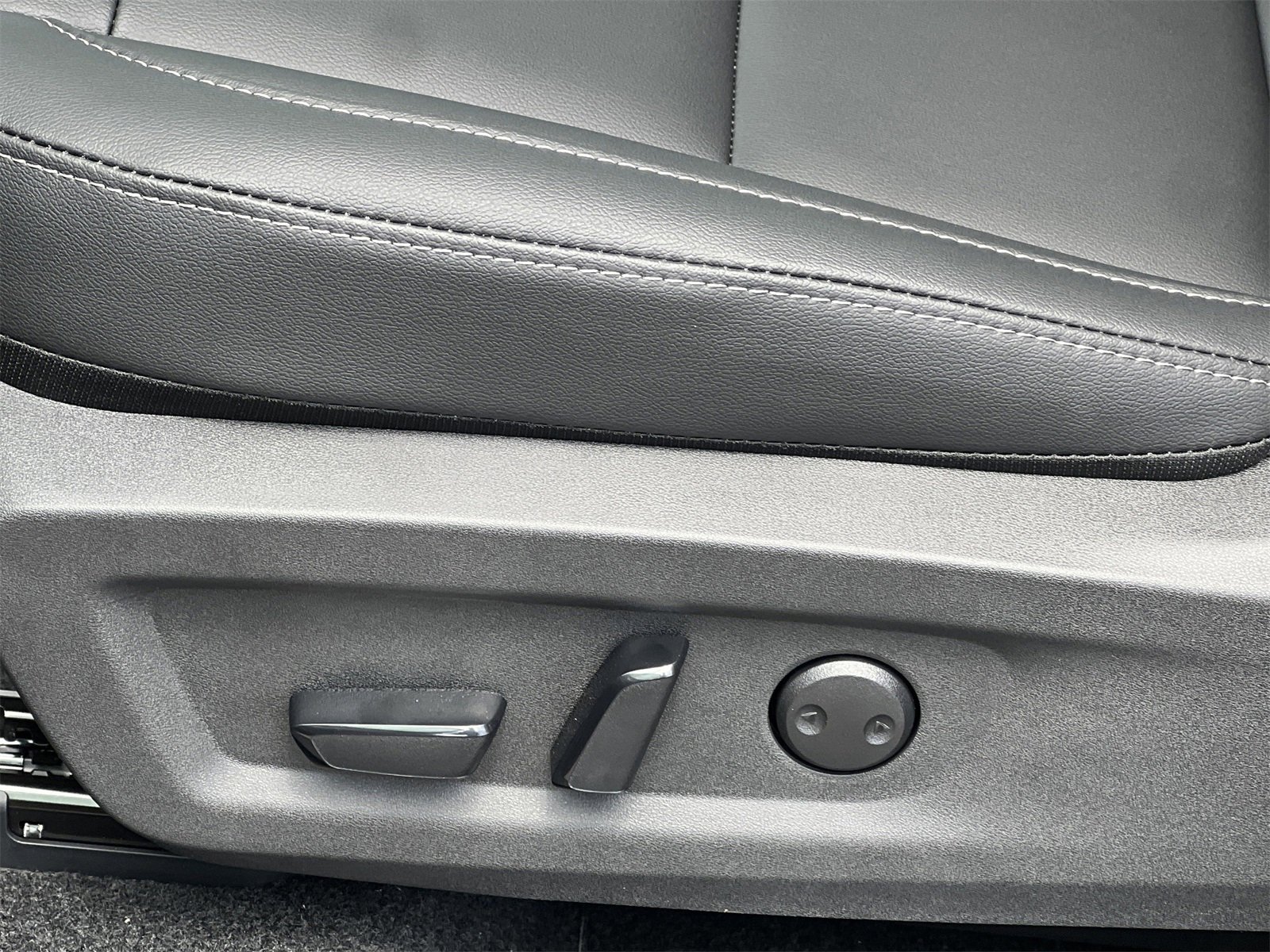 New 2025 Nissan Murano SL w/ Cargo Package image 23