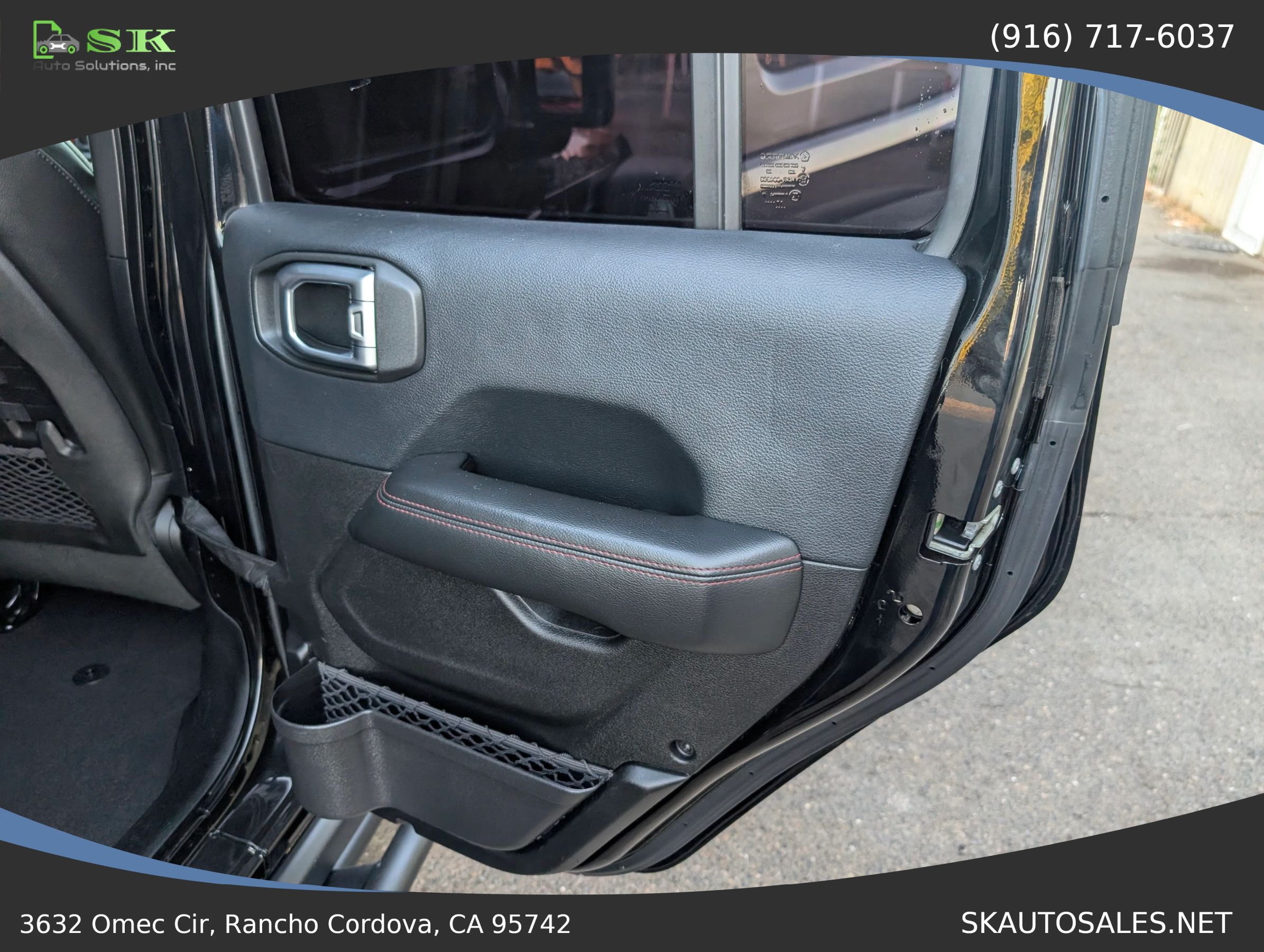 Used 2018 Jeep Wrangler Unlimited Rubicon AWD/4WD image 40