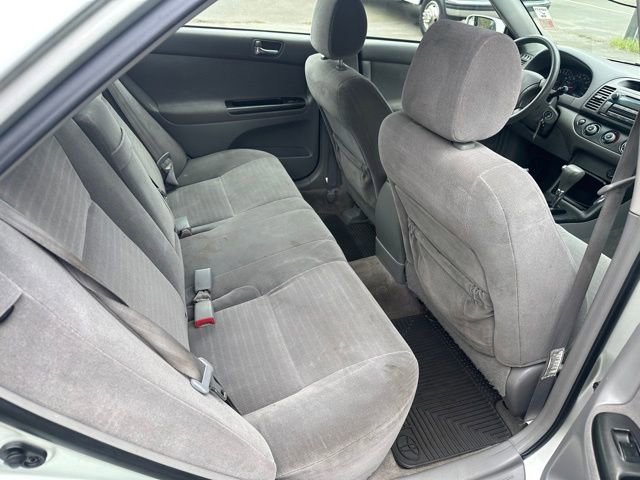 Used 2005 Toyota Camry FWD image 11