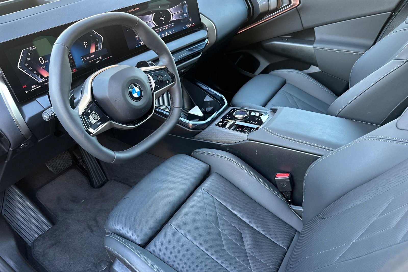 Used 2025 BMW X3 xDrive30i w/ Premium Package image 11