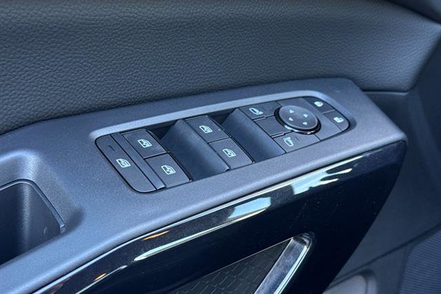 New 2026 Nissan Pathfinder SV image 12