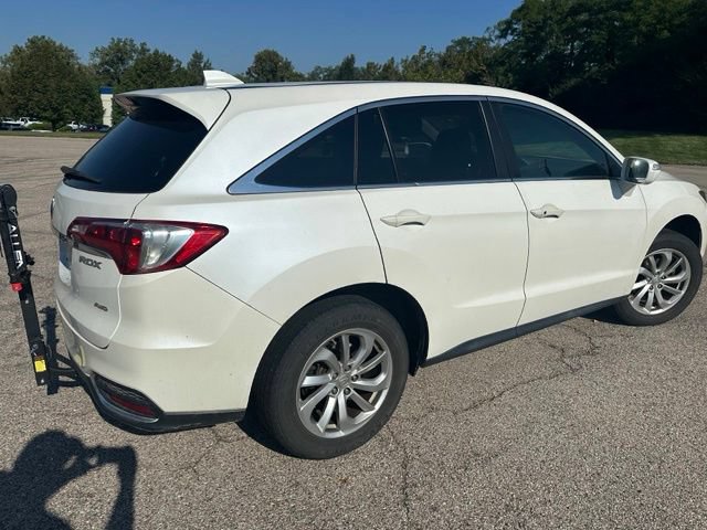Used 2017 Acura RDX AWD image 3