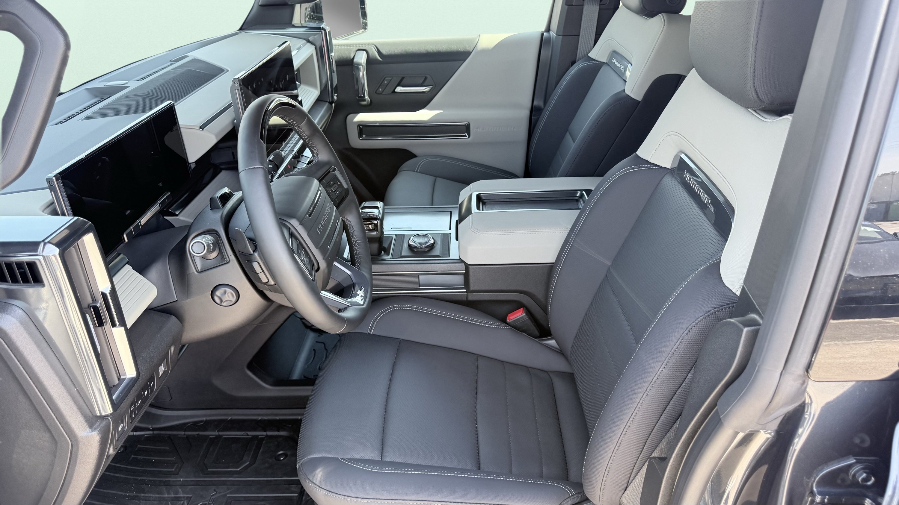 Used 2026 GMC Hummer EV SUV AWD/4WD image 24